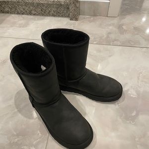 UGGs size 7